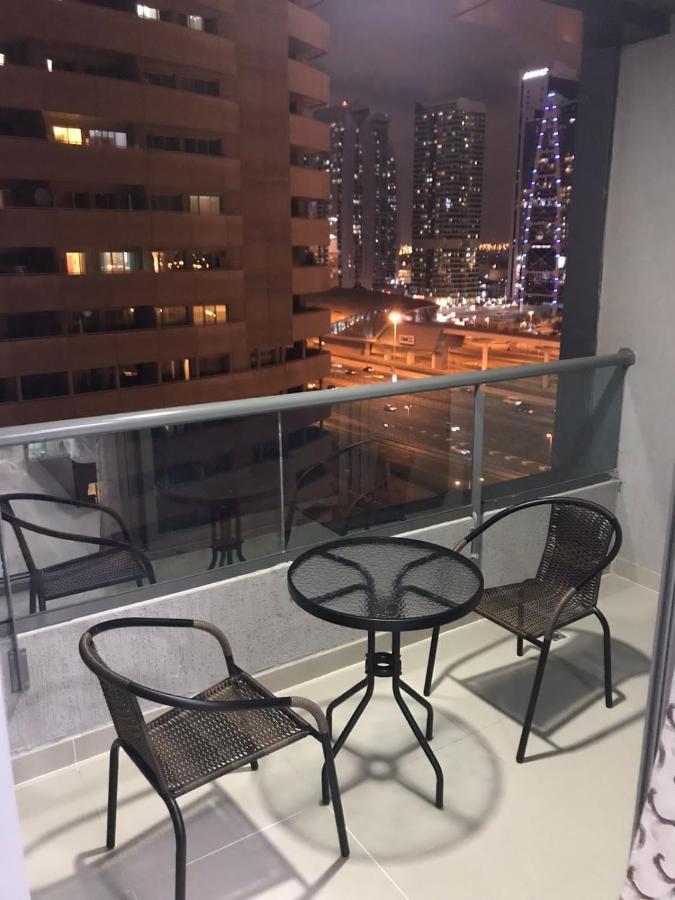 The S Apartman Dubaj Kültér fotó